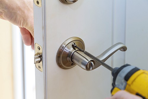Door-lock-installation-services